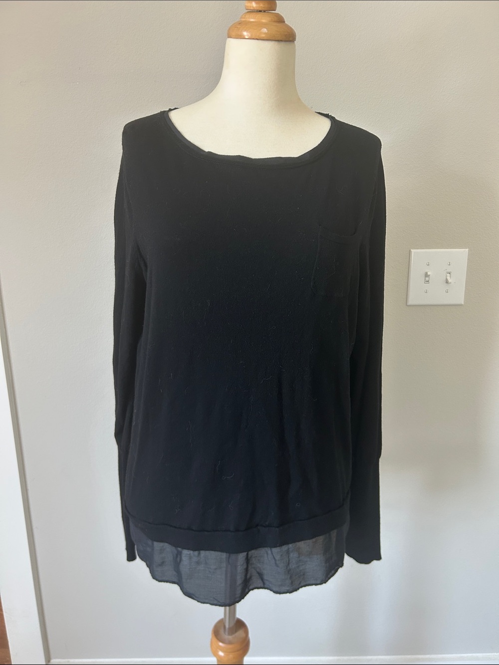 Black Fine-Knit-Sweater with Sheer Silk Layered Hem